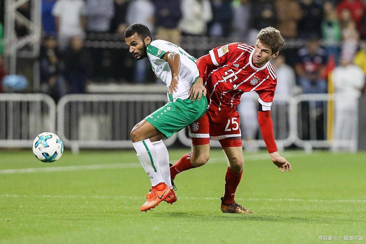 加时末段拜仁慕尼黑刷新队史纪录:亚冠节点到来,球迷炸锅,更衣室氛围转暖 加时末段拜仁慕尼黑刷新队史纪录:亚冠节点到来,球迷炸锅,更衣室氛围转暖